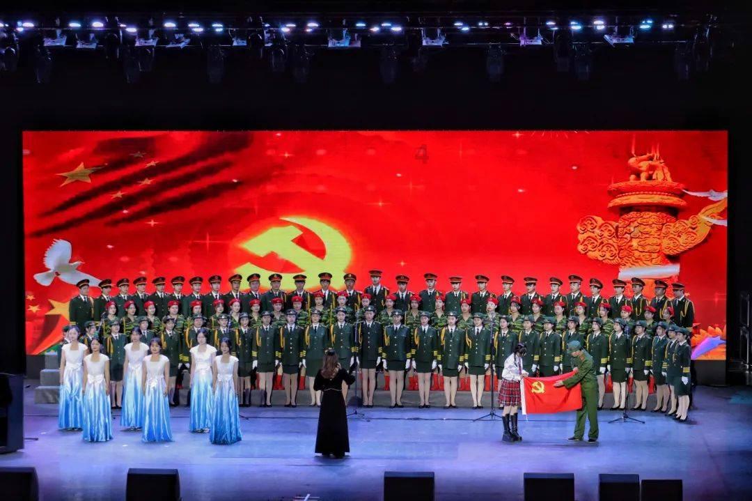 篮球运动员营救