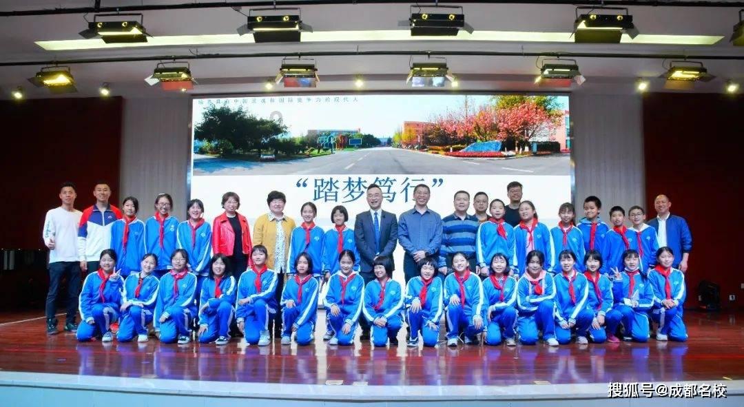 近五年跑回台湾的多位明星，霍建华放弃事业，Ella回台两年，还有谁？游戏画面